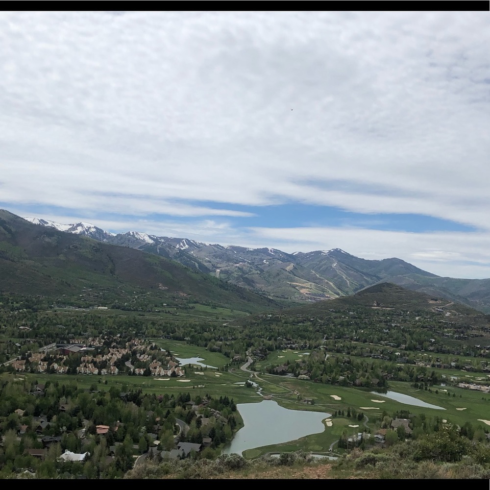 Meet your Posher, Gozde